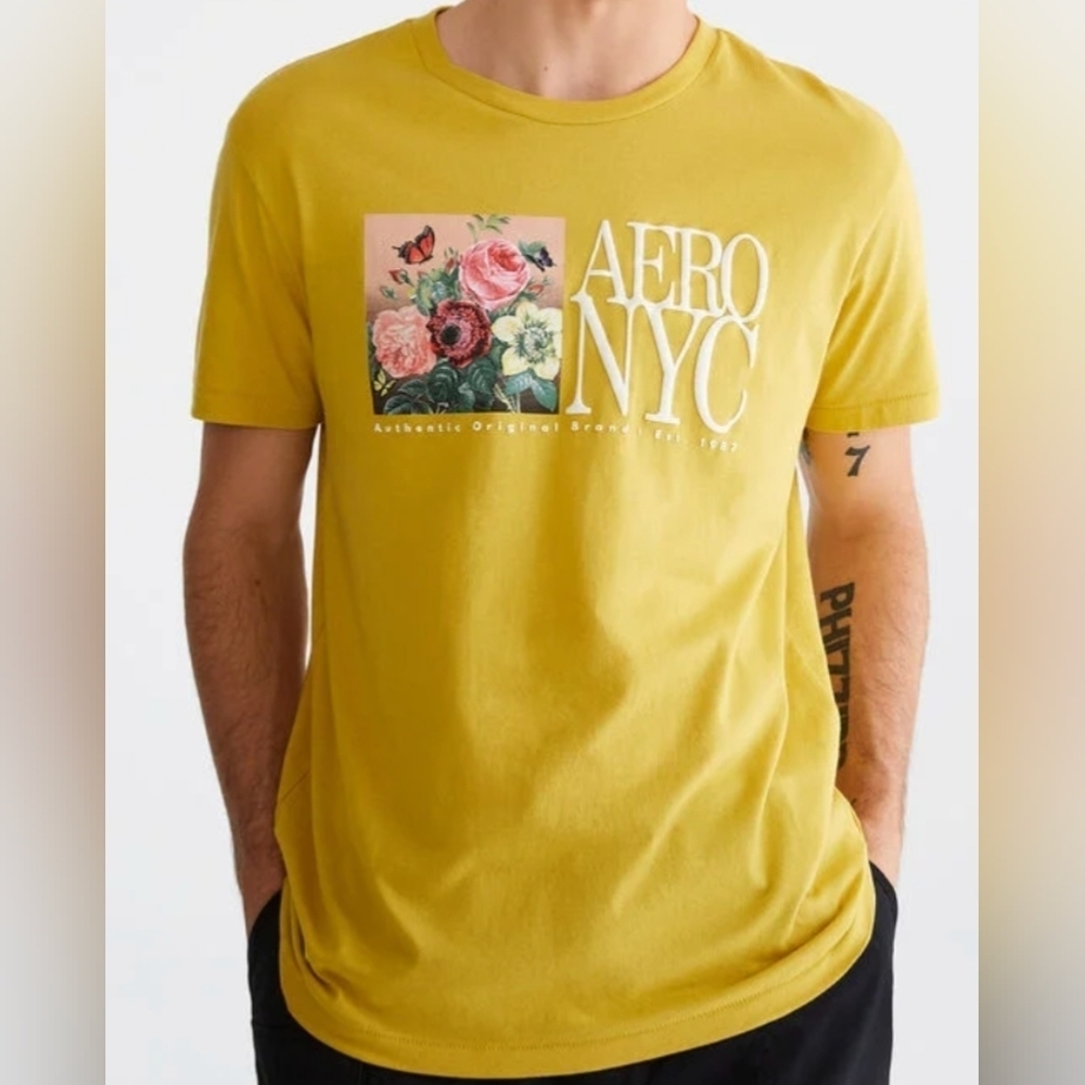 Aeropostale Aero NYC Floral Square Graphic Tee Size L NWT MSRP $26.95